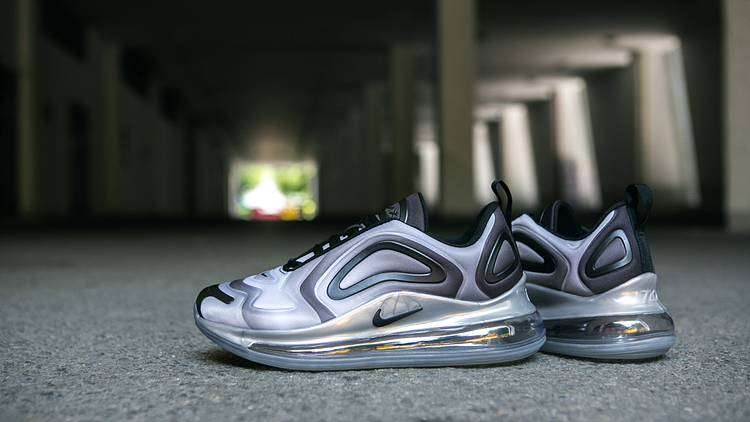 Nike Air Max 720 Silver Black Shoes - Click Image to Close